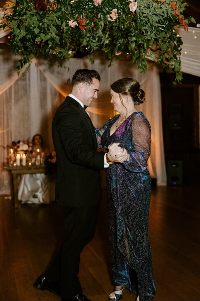 son-and-mother-dancing-at-his-wedding-reception