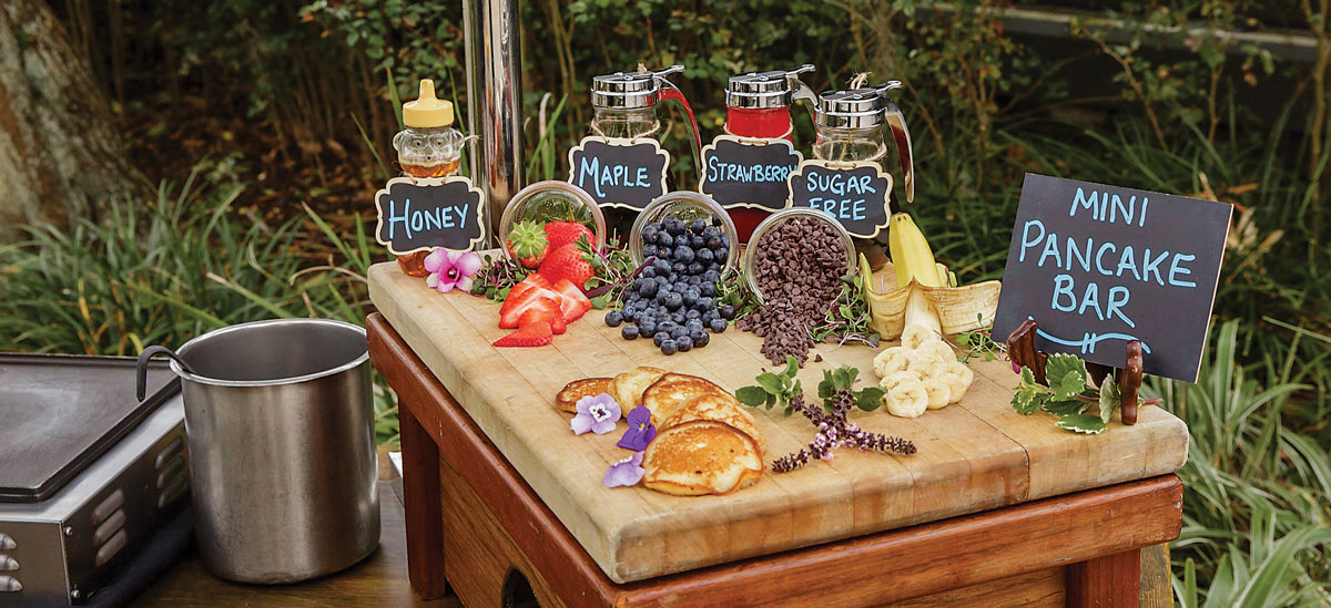 mini-pancake-bar-catering-station